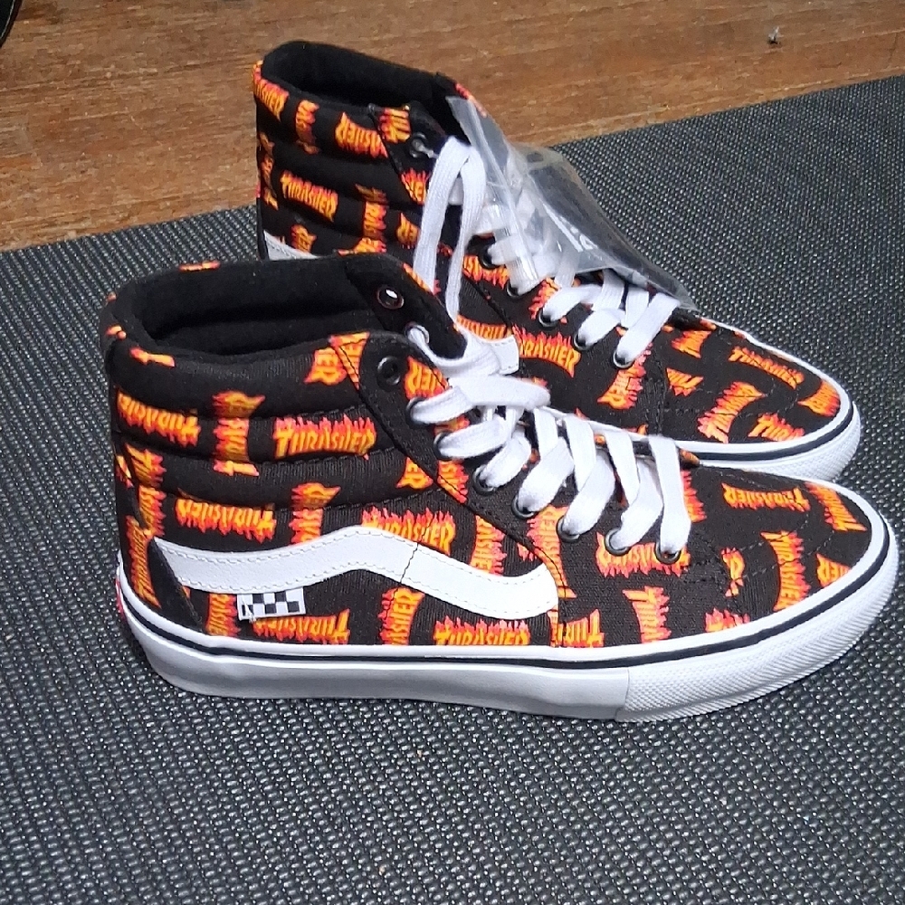 Vans "OFF THE WALL" "THRASHER FLAMES" High-Top SKATEBOARDING Sneakers - Picture 3 of 7